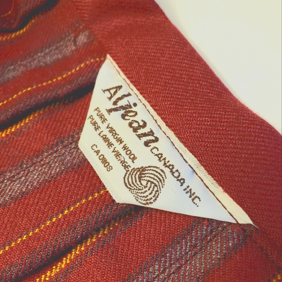 Vintage Pleated Wool Skirt - Picture 5 of 6